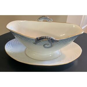 Vintage Bing & Grondahl Copenhagen Seagull Gold Rim Gravy‎ Boat #8 EUC